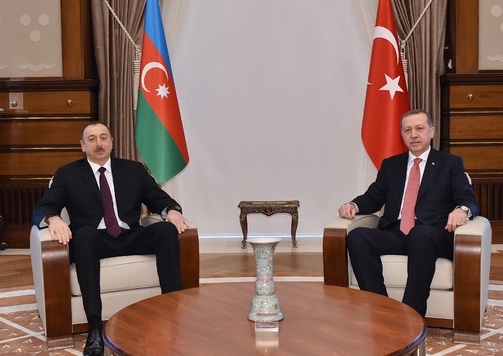 Presidente azerbaiyano discutió con Erdogan  el conflicto de Nagorno Karabaj
